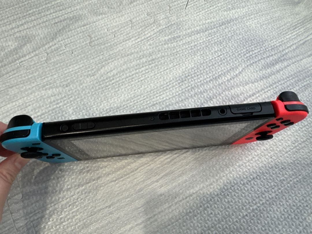 動作確認済み　Nintendo Switch 本体 青/赤