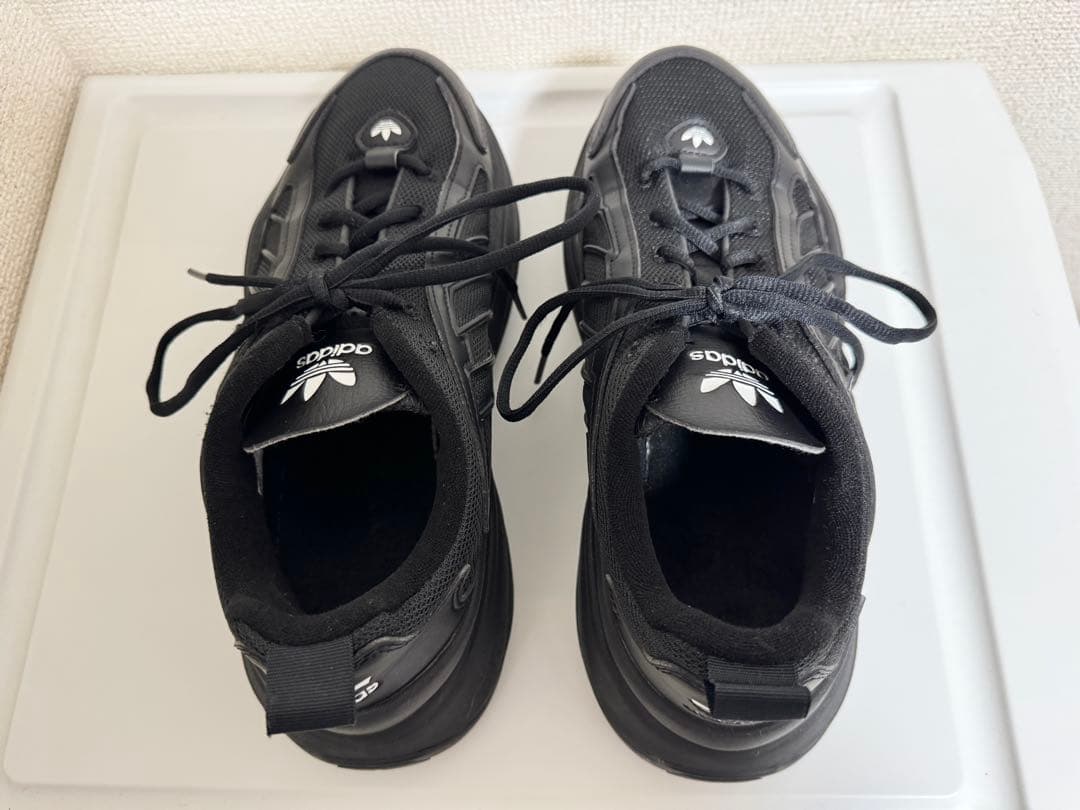 adidas オズガイア　27 ブラック　箱無し　OZGAIA