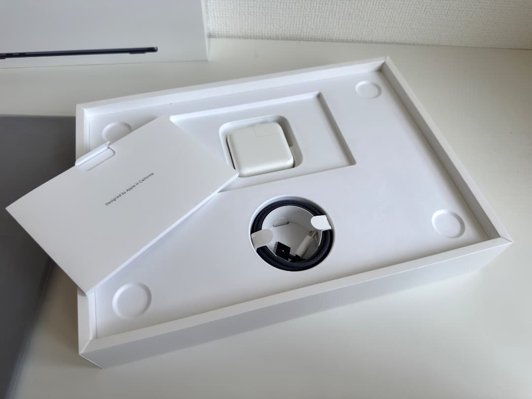 MacBook Air M2 2022 13インチ 8GB/256GB US配列