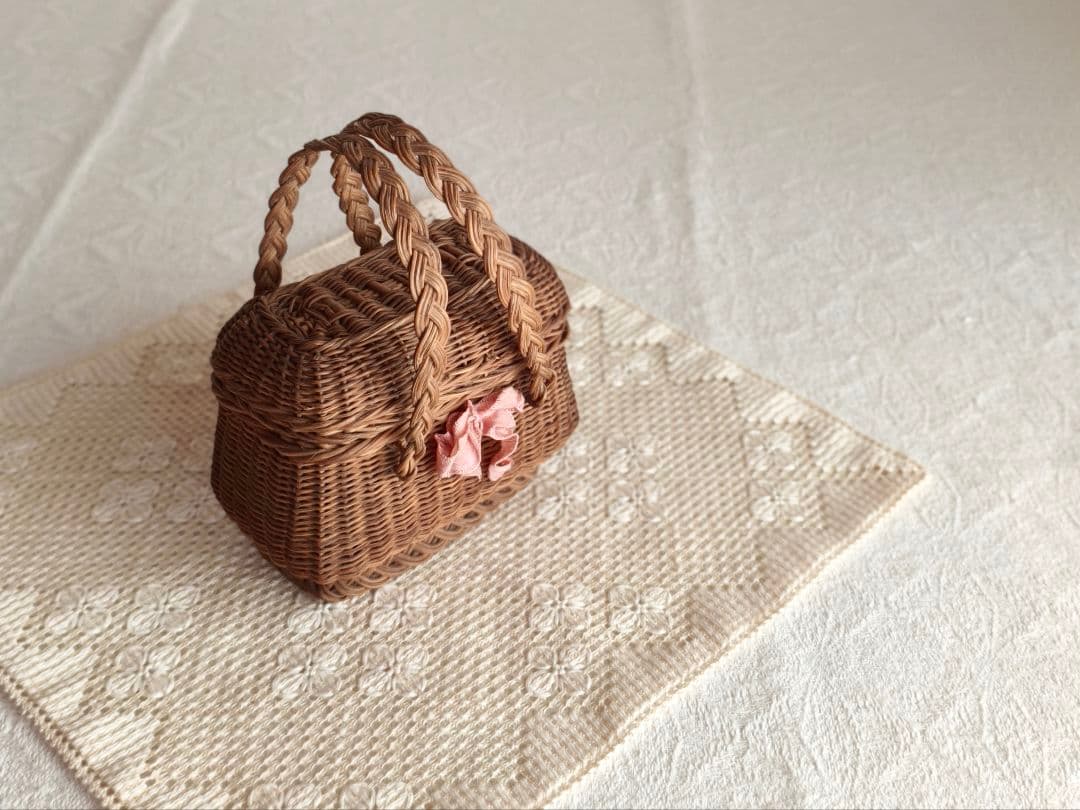 * antique doll panier ❀ * 小さなバスケット カゴ