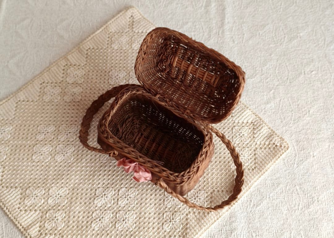 * antique doll panier ❀ * 小さなバスケット カゴ