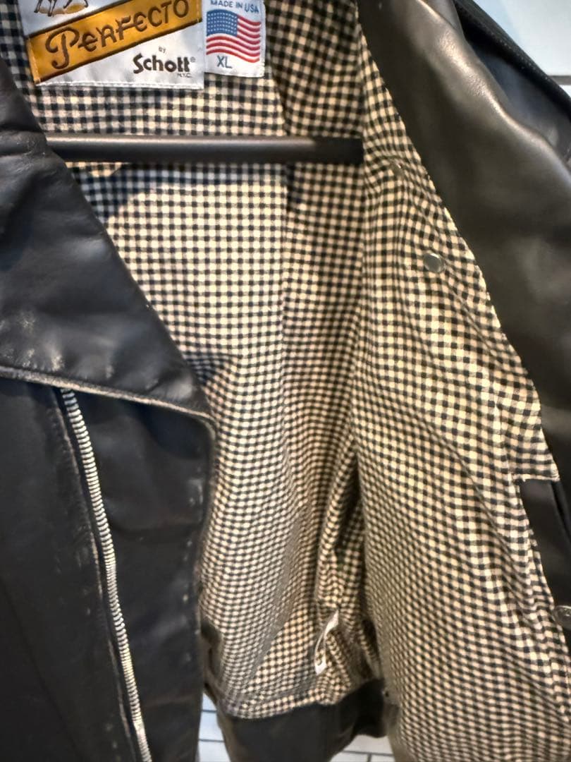 極美品Schott パーフェクト 70 ビンテージ ライダース7575 XL