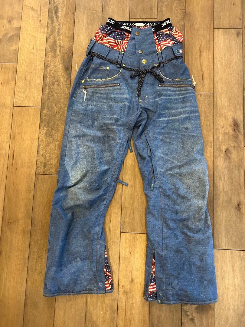 マークゴンザレス×ニューエラ　エクスニスクNatura Mitt スノボウエア