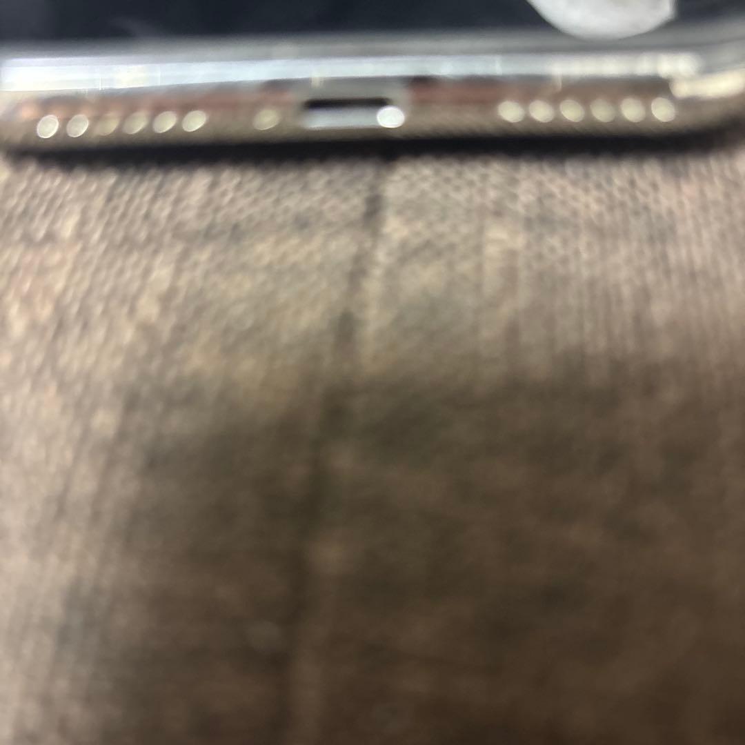 iPhone X シルバー 本体 64GB背面ひびあり