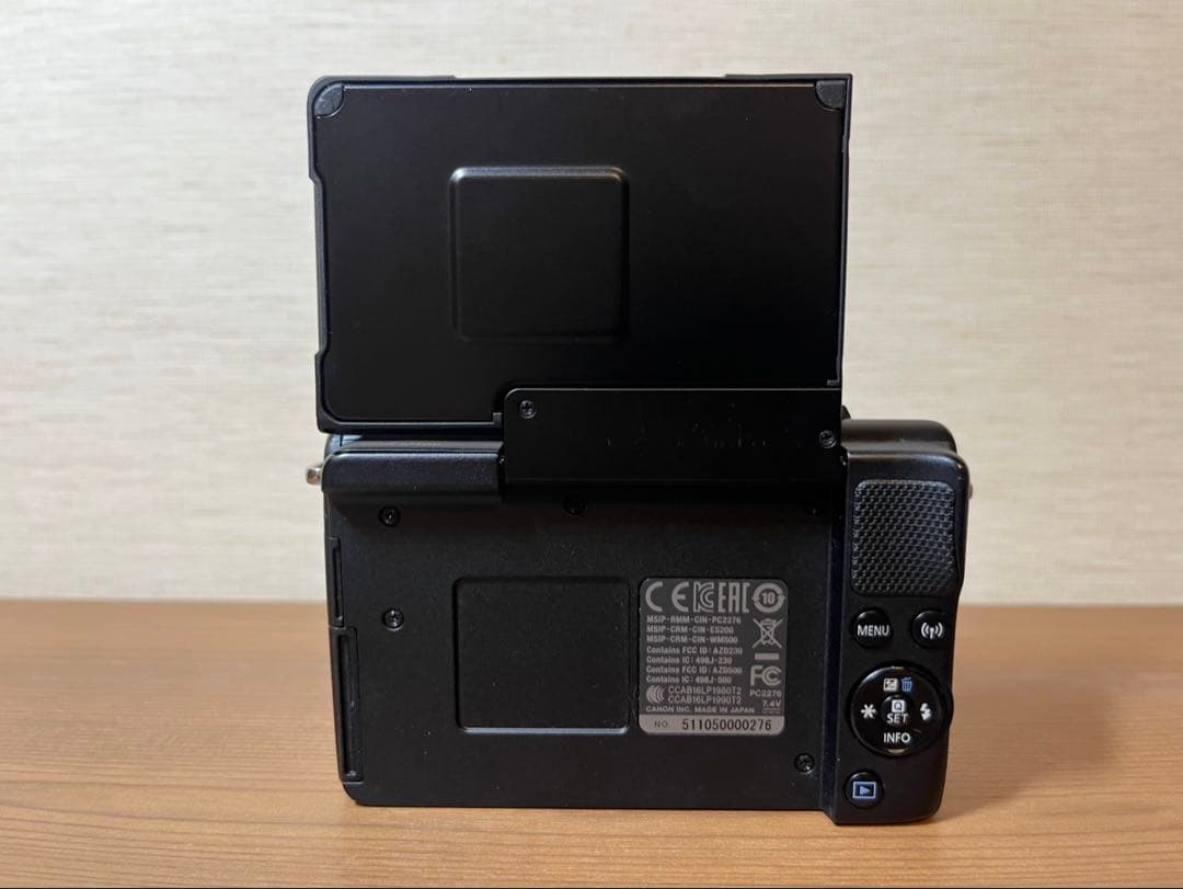 Canon EOS M100 ミラーレス一眼