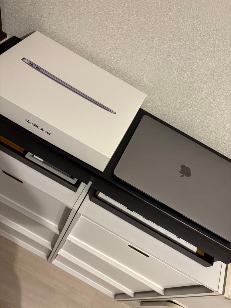 【充放電12回・美品】MacBook Air M1 MGN63J/A