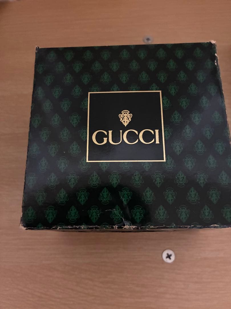 GUCCI グッチ チェンジベゼル ホワイト文字盤 ゴールド