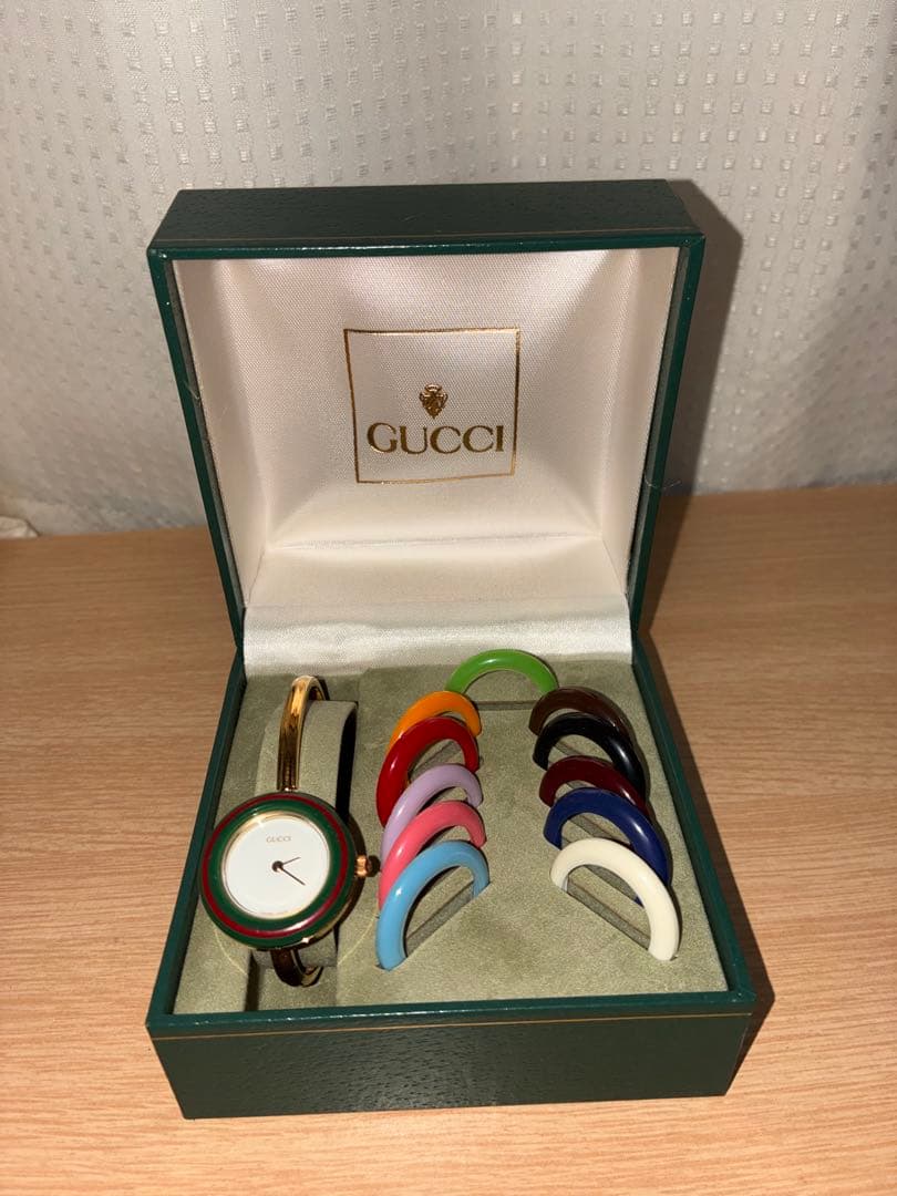 GUCCI グッチ チェンジベゼル ホワイト文字盤 ゴールド