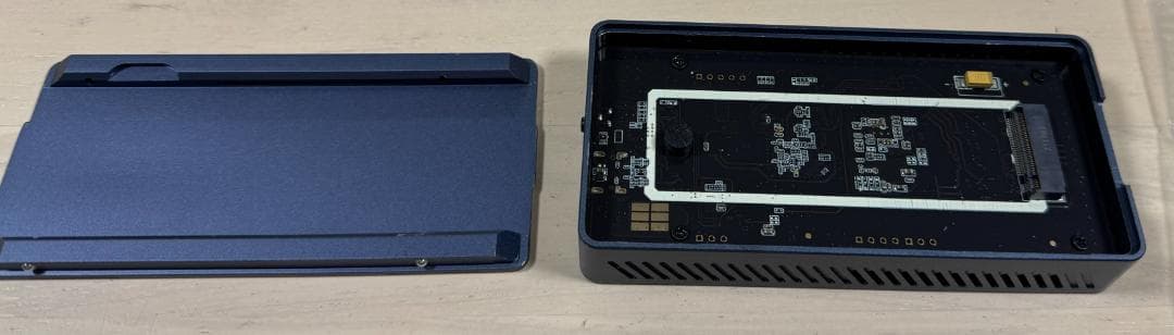 美品SSD外付けケースACASIS 40GbpsSSD TBU405Pro M1