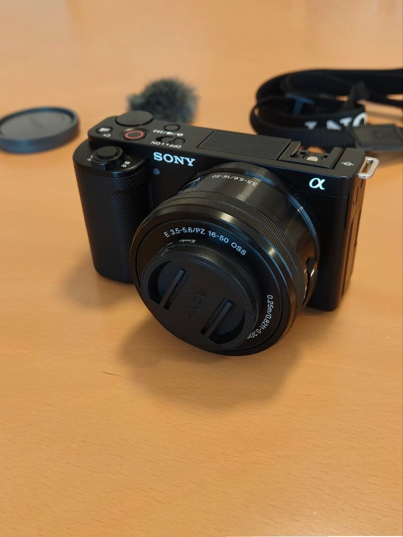 【美品】Sony ZV-E10 ミラーレス一眼 レンズキット