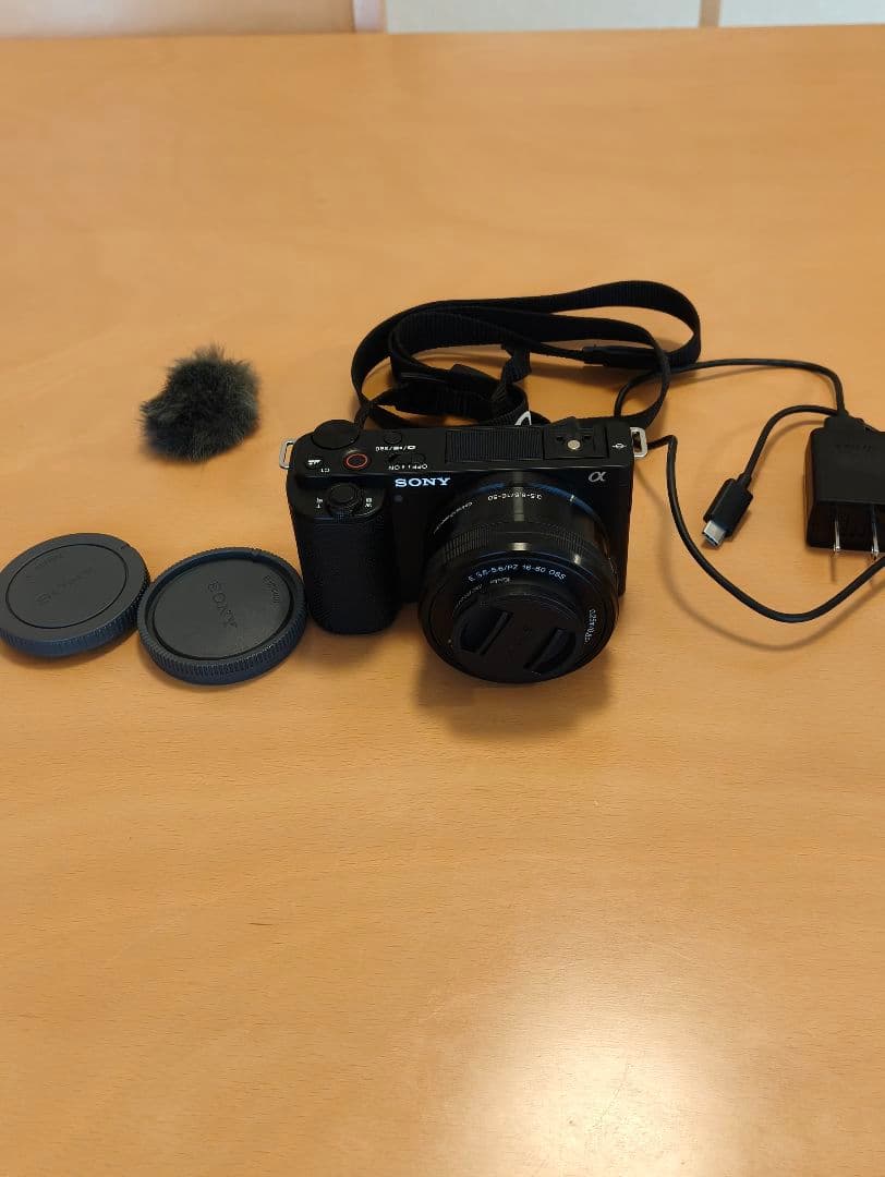 【美品】Sony ZV-E10 ミラーレス一眼 レンズキット
