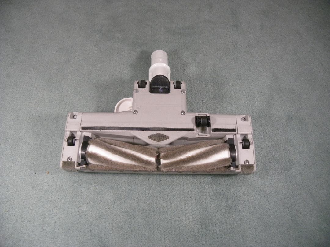 Panasonic軽量スリム掃除機MC-JP840Kからまないブラシ