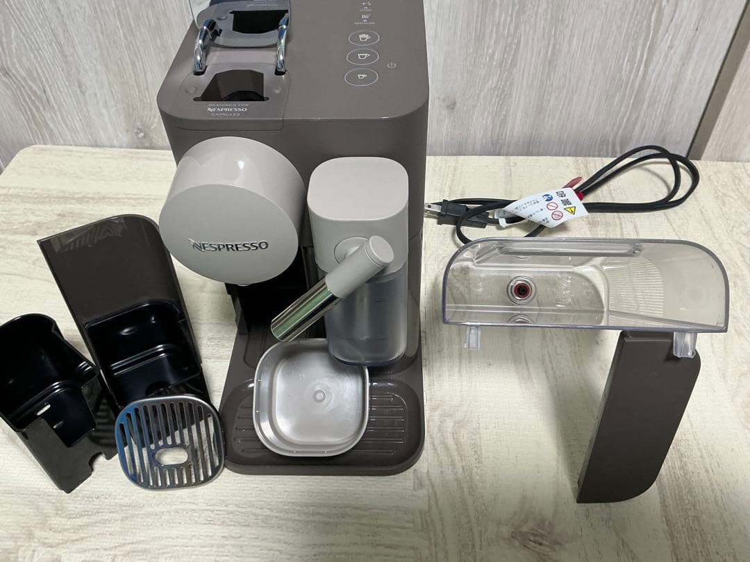 【豪華セット】ネスプレッソ ラティシマ・ワン & エアロチーノ3 おまけ付