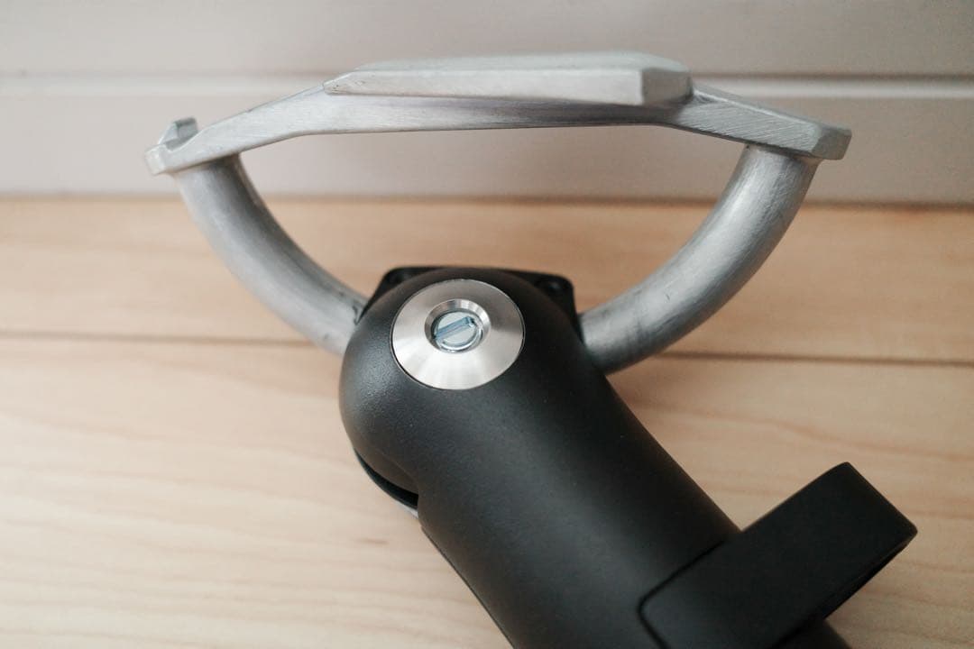 CBS Flo モニターアーム ブラック #2