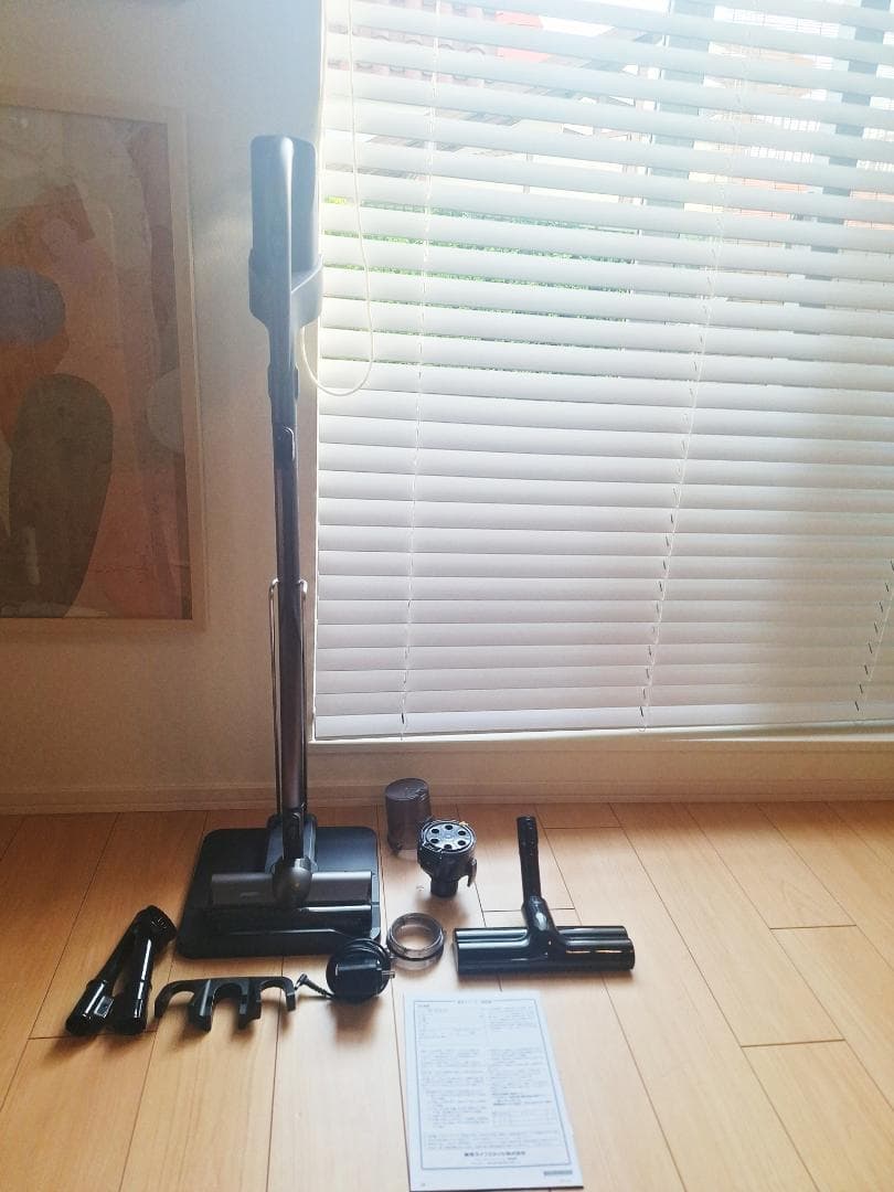 美品✨ 東芝 TOSHIBA コードレスクリーナー VC-CLX72-H