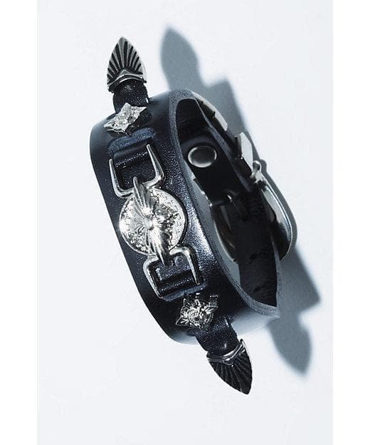 極美品 24AW TOGA TOO トーガ レザー コンチョ ベルト バングル