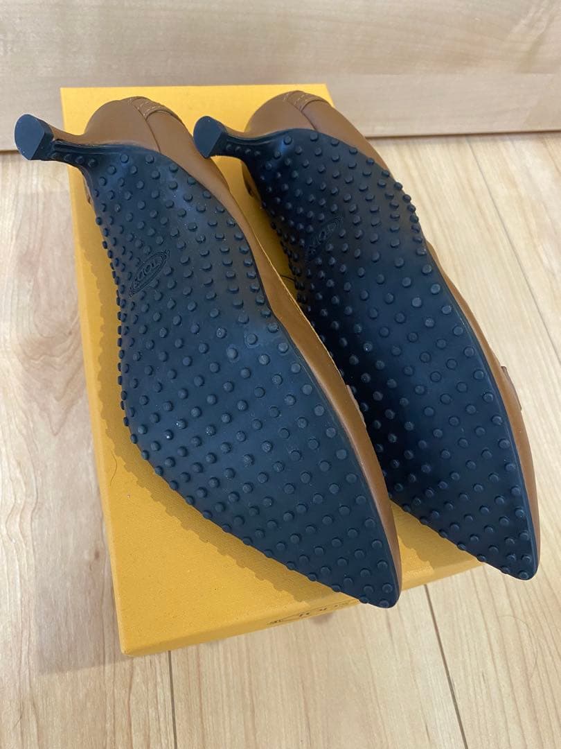 TOD'S トッズ　パンプス　新品未使用（お値引き可です）