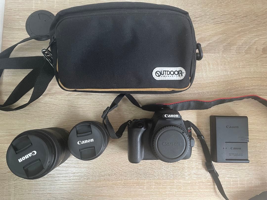 Canon EOSkiss X10ダブルレンズキット