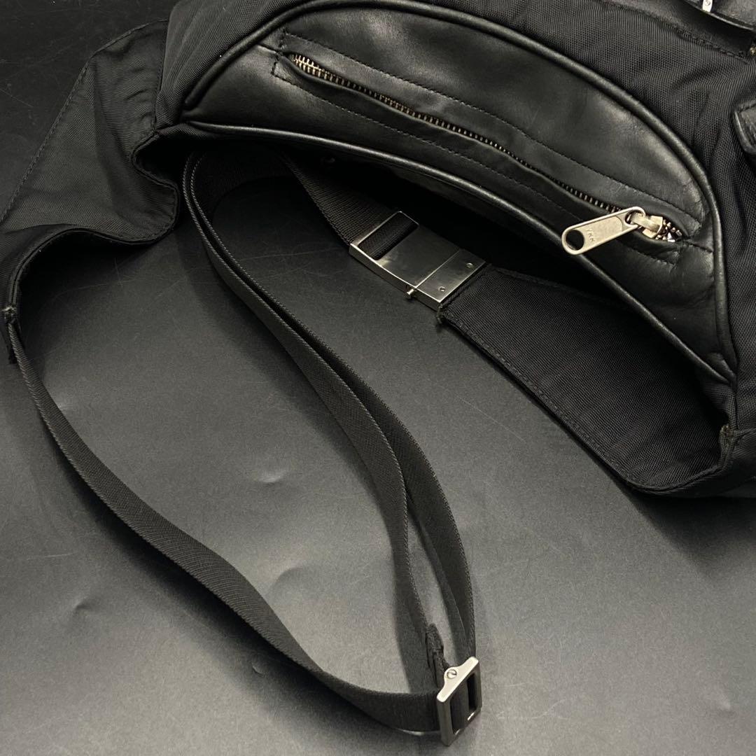 グッチ ウエストバッグ ショルダー ブラック レザー キャンバス