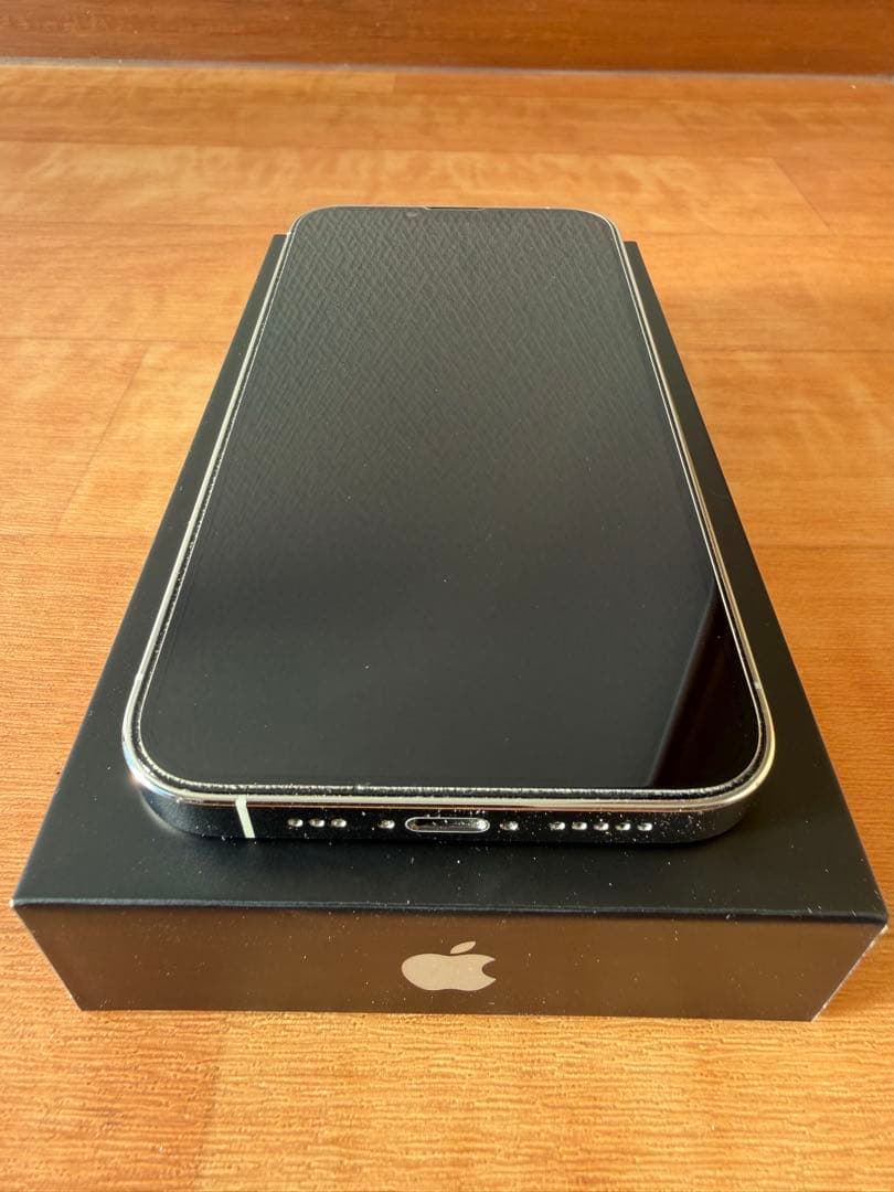 iPhone13Pro 256GB SIMフリー ホワイト　おまけ付き