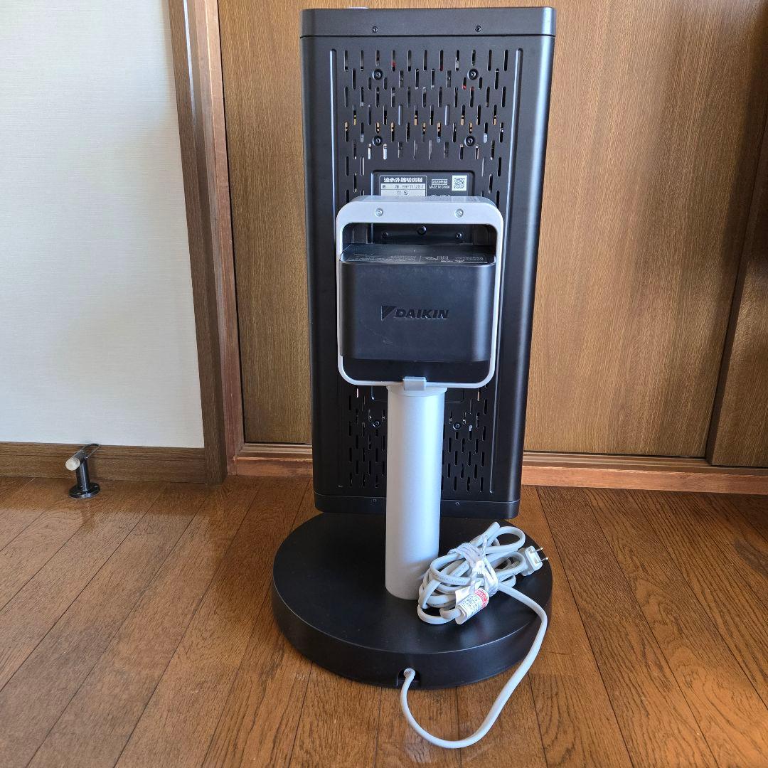 ダイキン 遠赤外線暖房機 セラムヒート ERFT11ZS-T 2023年製