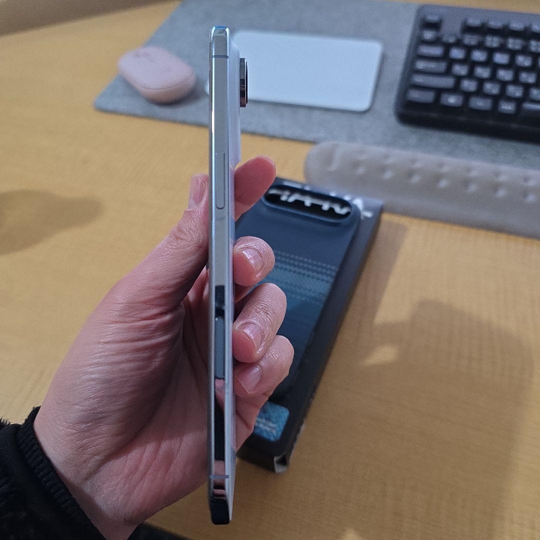 iphone air 256GB pitakaケース付き