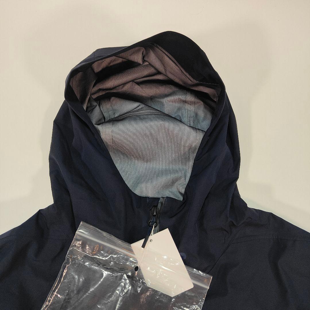 新品✨24年✨携帯袋✨ダイワライフスタイル ライトシェルパーカ L