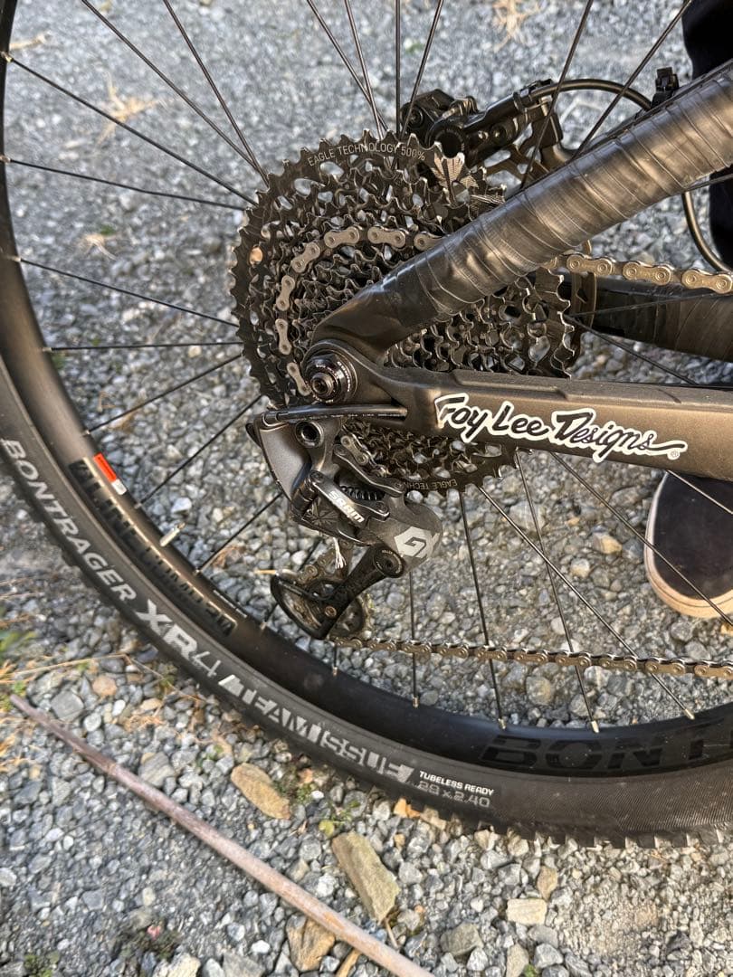 TREK Fuel EX 8 引き渡し限定