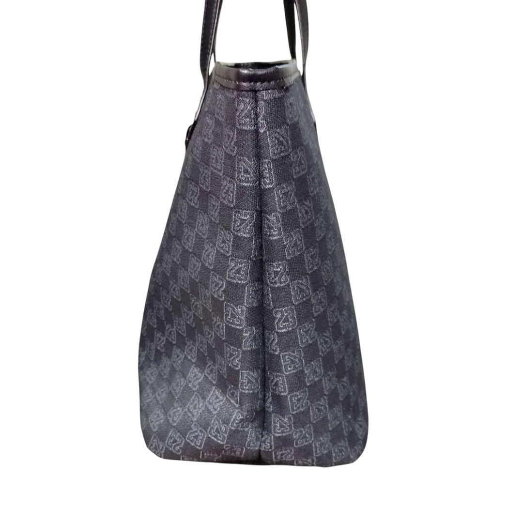 NIKE　JORDAN　ジョーダン　モノグラム　トートバッグ　ブラック　美品