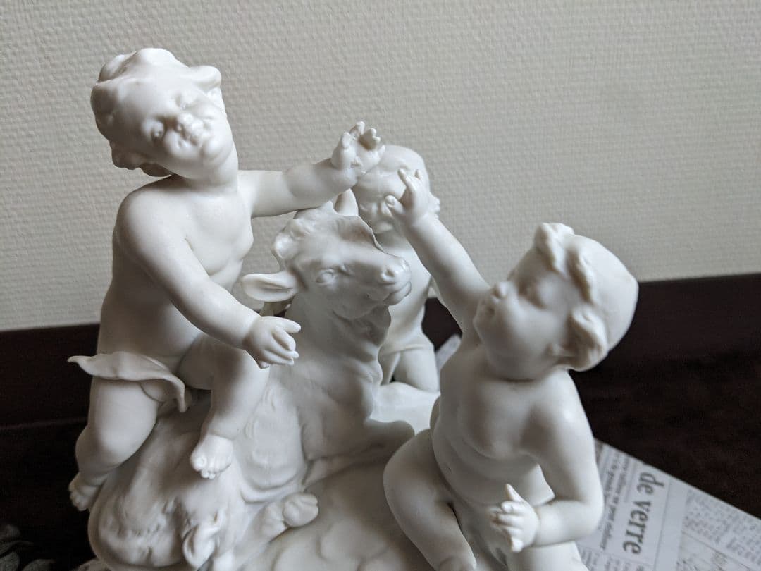 n*1様 フランス・パリ　アンティーク市購入　美しい石膏像　オブジェ♪