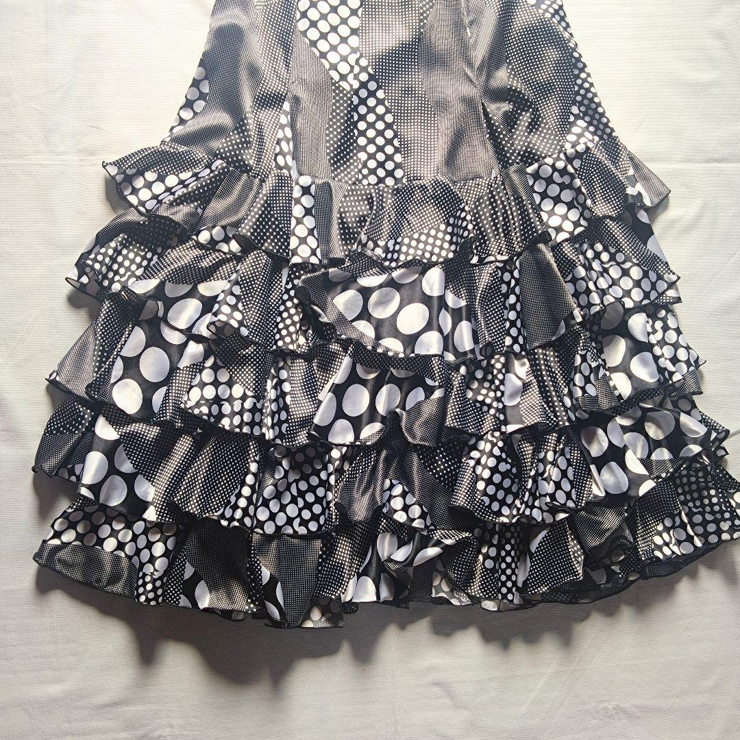 フラメンコ衣装　ファルダとピキージョセット　大小水玉　黒　５段　スカート