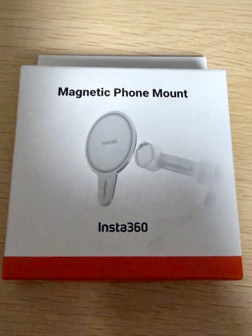 Insta360 Flow 2 Pro 白 + 純正磁気スマホマウント
