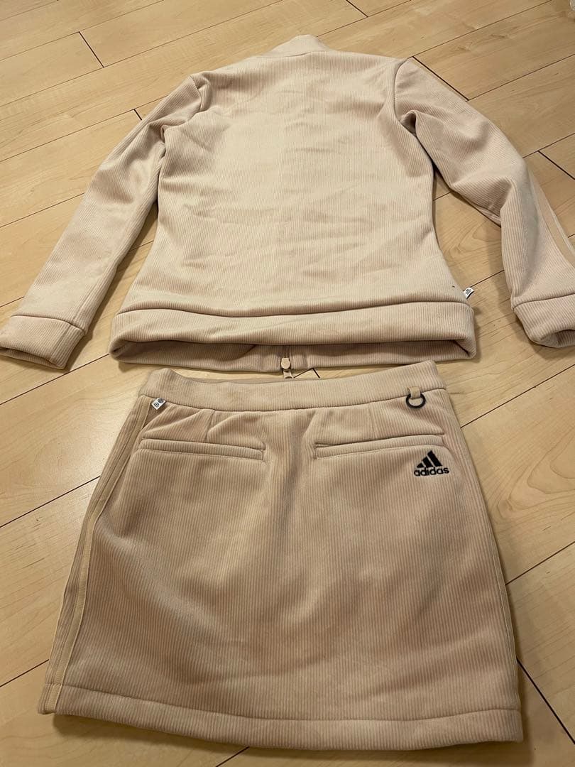 アディダスレディースゴルフセットアップ