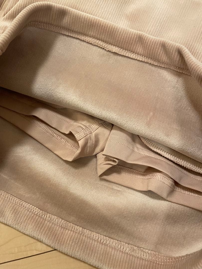 アディダスレディースゴルフセットアップ