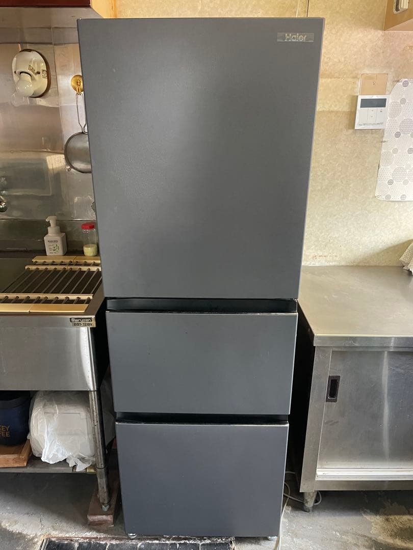 n*e様 美中古　Haier 3ドア冷蔵庫 ハイアール2023年製