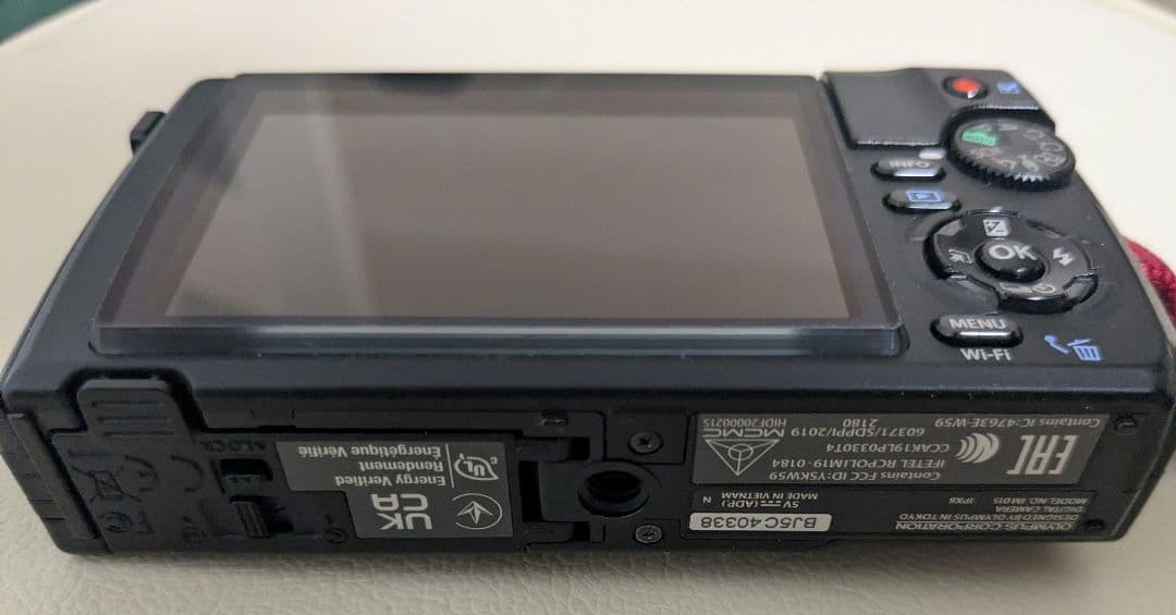 OLYMPUS Tough TG-6 4K コンパクトデジタルカメラ