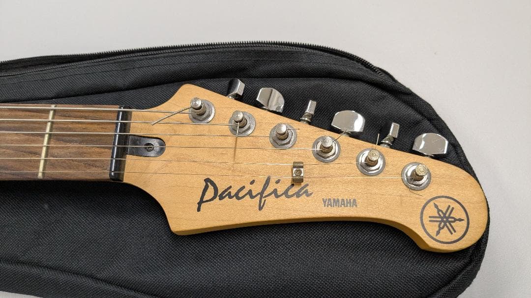 u*t様 Yamaha Pacifica 112 エレキギター ブラック