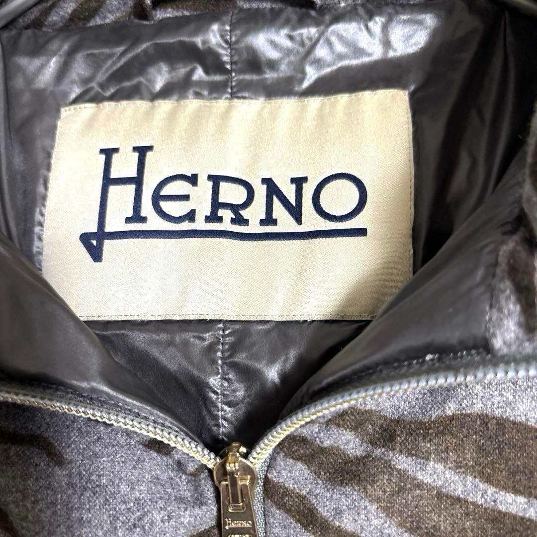 ルミラヘルノ 特殊中綿 キルティングジャケット フード着脱 毛 総柄 M