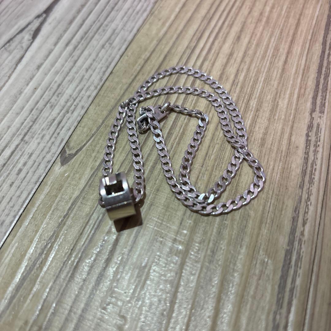 GUCCI シルバー チェーンネックレス 立方体ペンダント