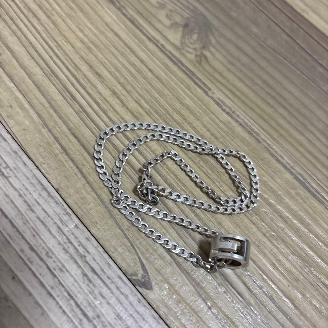 GUCCI シルバー チェーンネックレス 立方体ペンダント