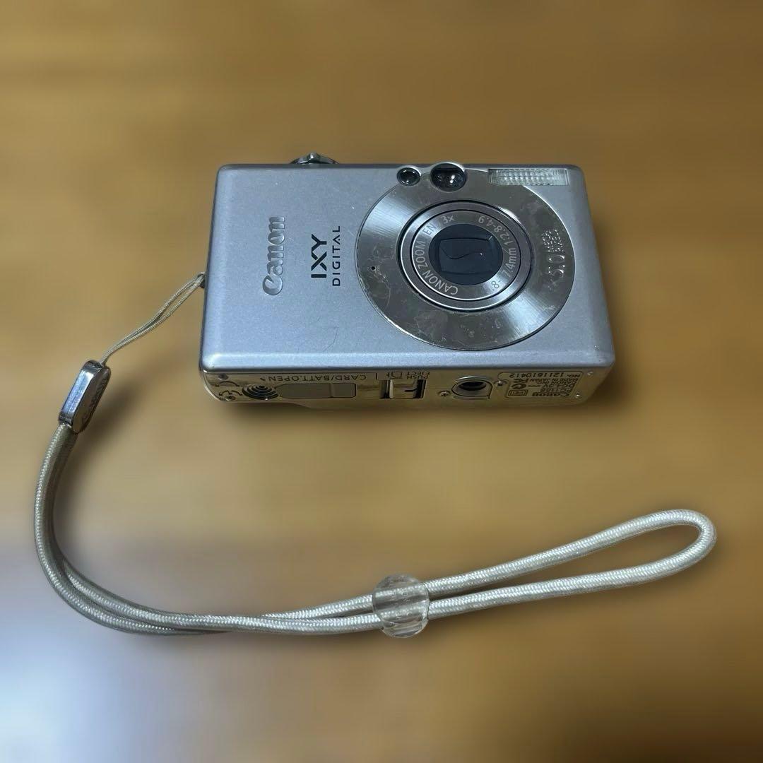 【Canon IXY digital 60 】シルバー デジタルカメラ