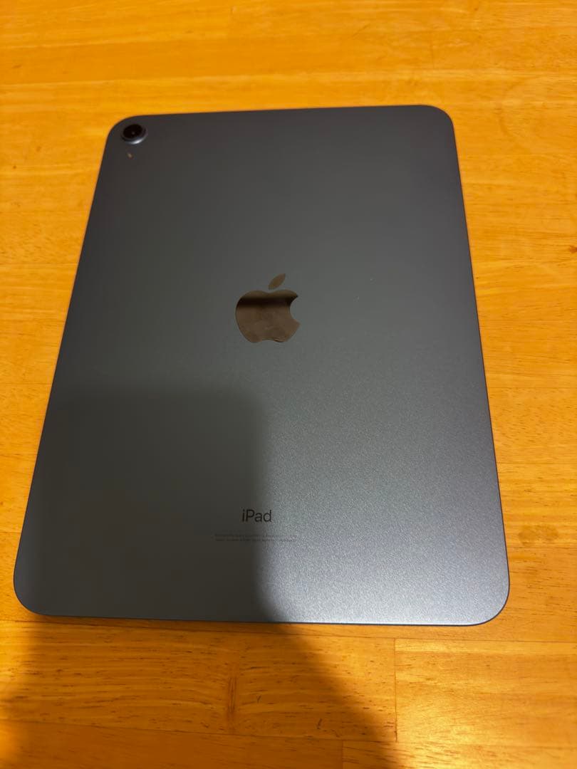 第10世代iPad 64GB ブルー　Wi-Fiモデル