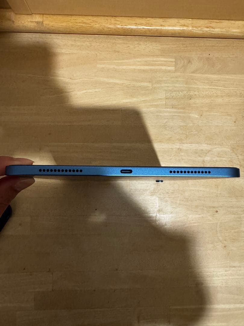 第10世代iPad 64GB ブルー　Wi-Fiモデル