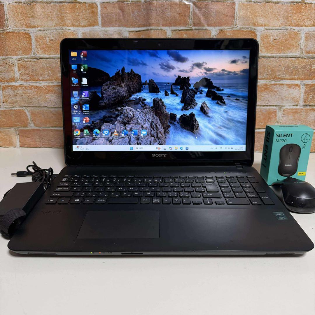 SONY ノートPC Core i5 SSDサクサク起動　Windows 11