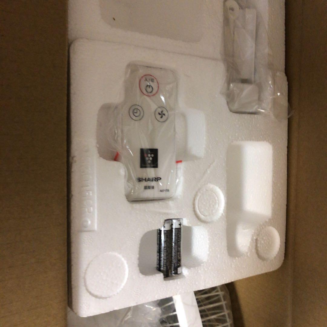 未使用品◻️SHARP プラズマクラスター　扇風機　PJ-J3AS-W