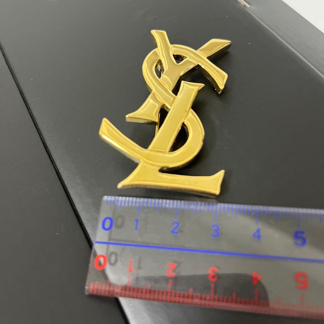 サンローラン　ブローチ　ゴールド