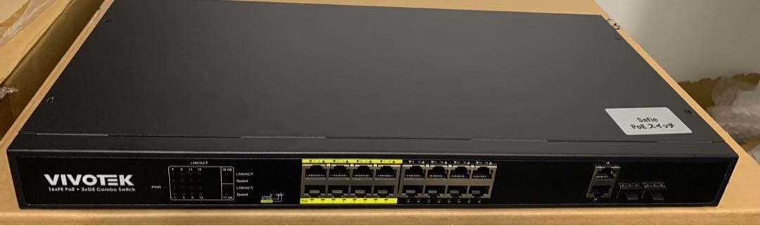 未使用VIVOTEK 16ポート スイッチングハブ