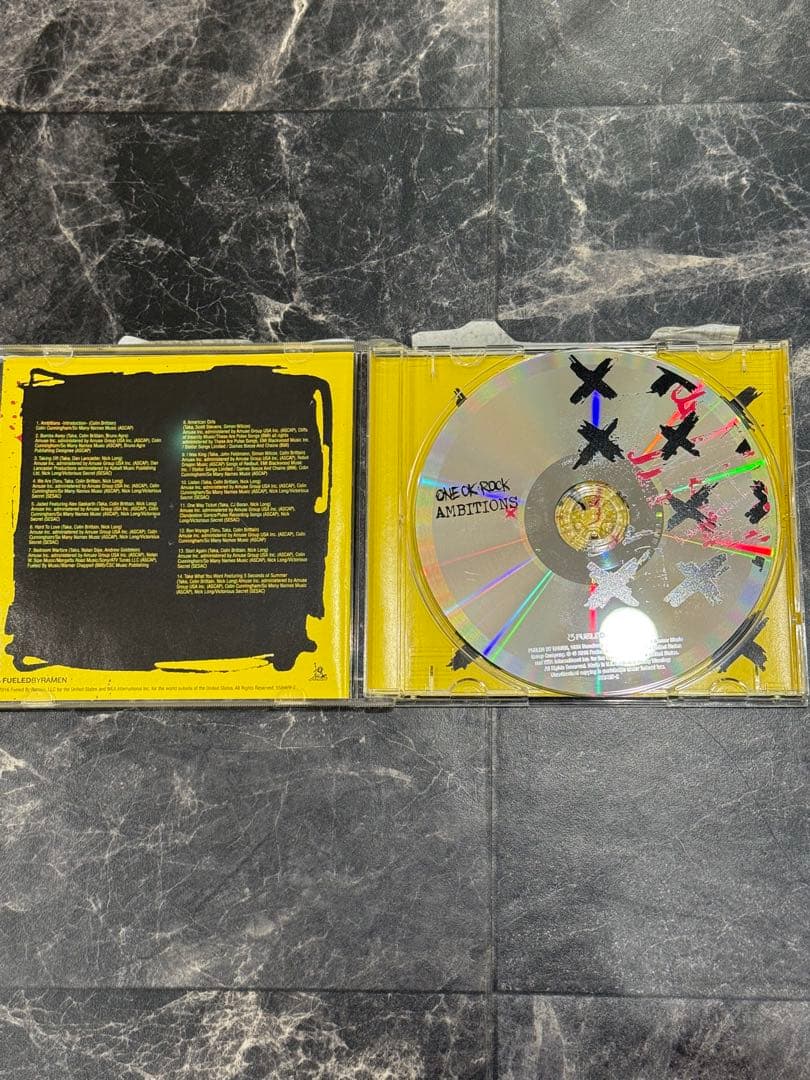 ONE OK ROCK 「AMBITIONS 」海外版アルバム　直筆サイン入り