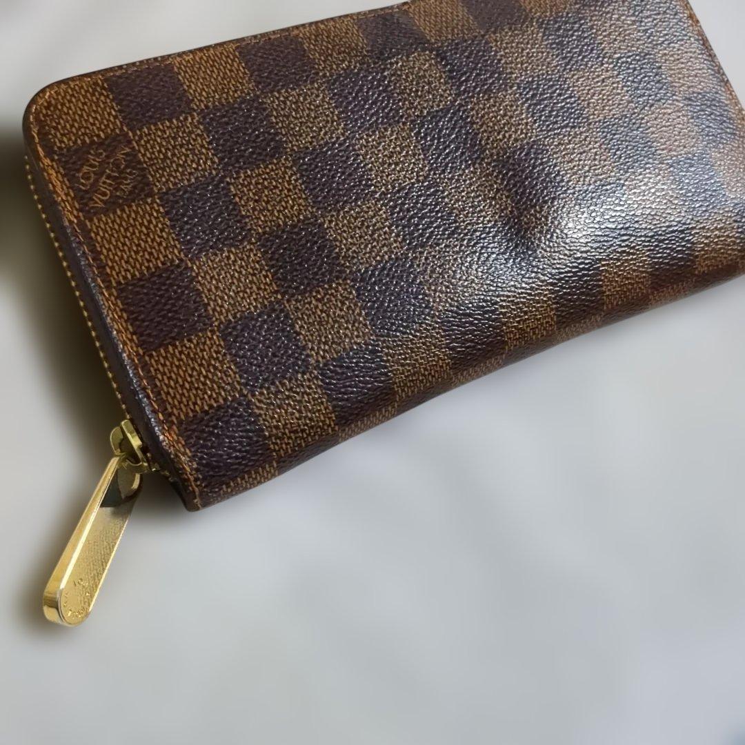 ルイヴィトン　ダミエジッピーウォレット