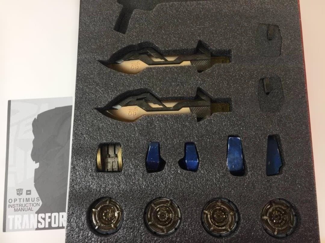 トランスフォーマー オプティマスプライム スリーエー　ダークサイドムーン